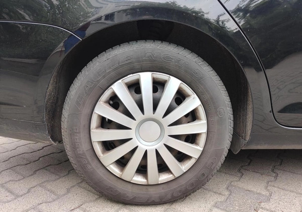 Volkswagen Golf cena 16000 przebieg: 285000, rok produkcji 2010 z Warszawa małe 137